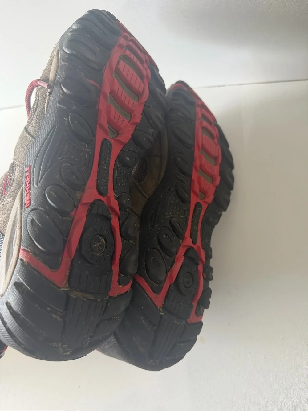 Merrell Men's Brown and Red Trail Mid-Height Boots